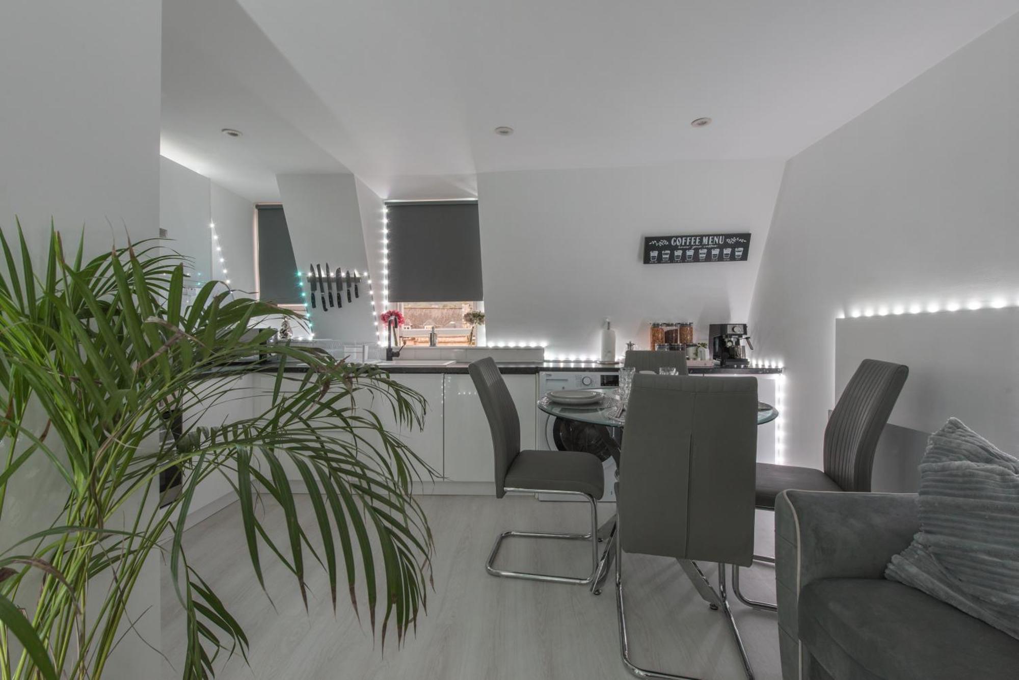 Parade Gardens Boutique Apartments- Central, Grade I Listed, 4K Tvs, Hidden Views Бат Екстериор снимка